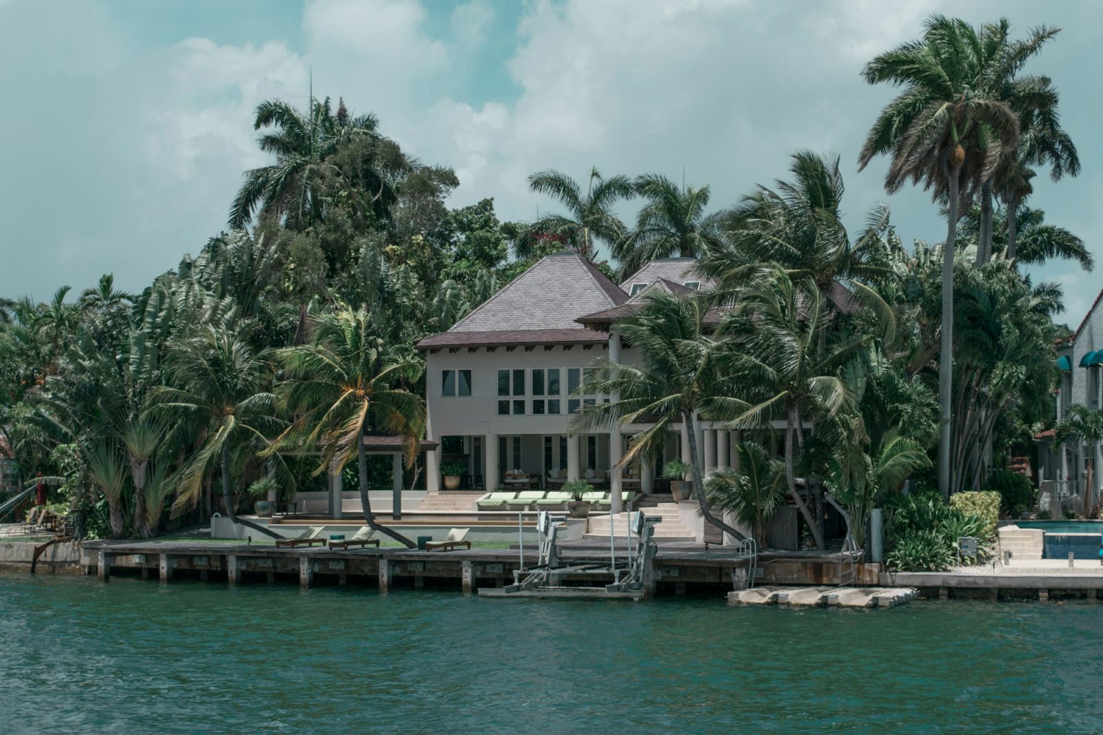 Mashta Island waterfront with sweeping bay views — exterior