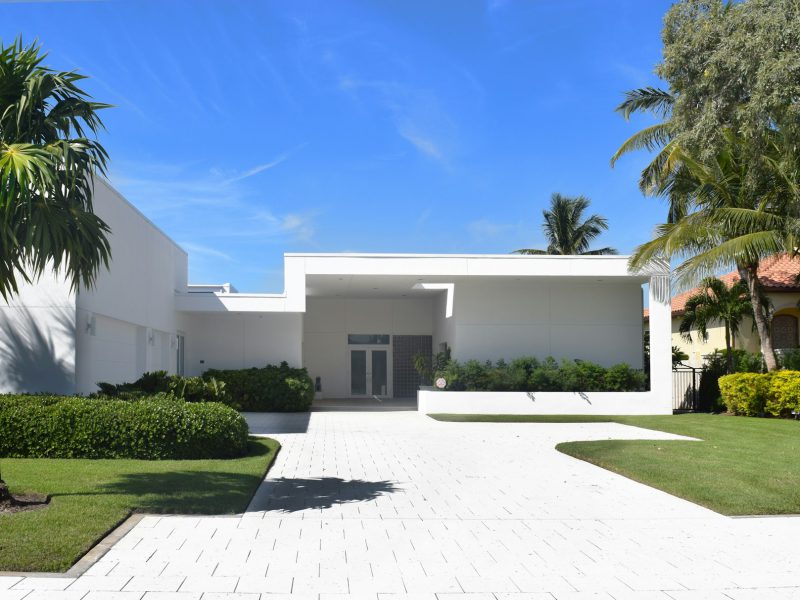 Normandy Isle waterfront ranch with a private dock — exterior