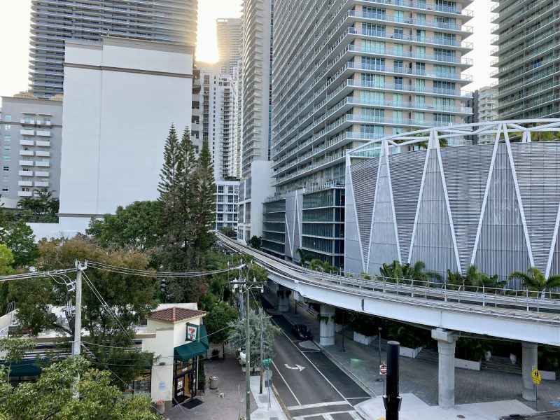 Wynwood two-bedroom with a rooftop pool — city view