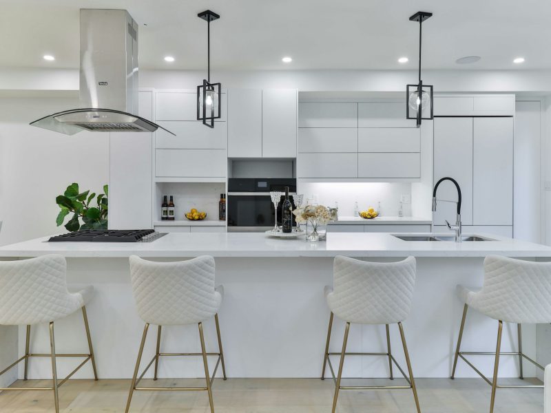 Di Lido Island waterfront with 75 feet of dockage — kitchen