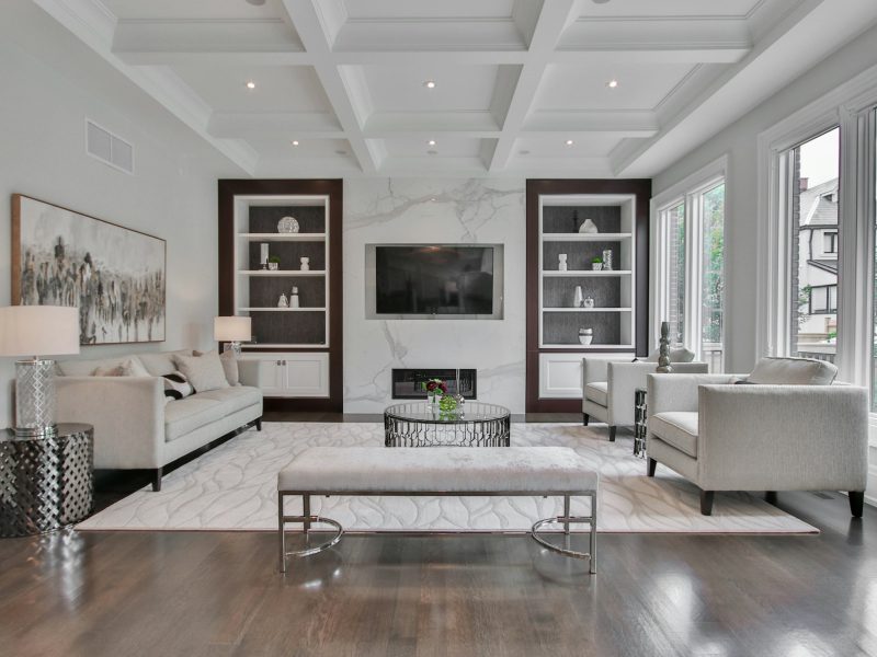 Di Lido Island waterfront with 75 feet of dockage — living room