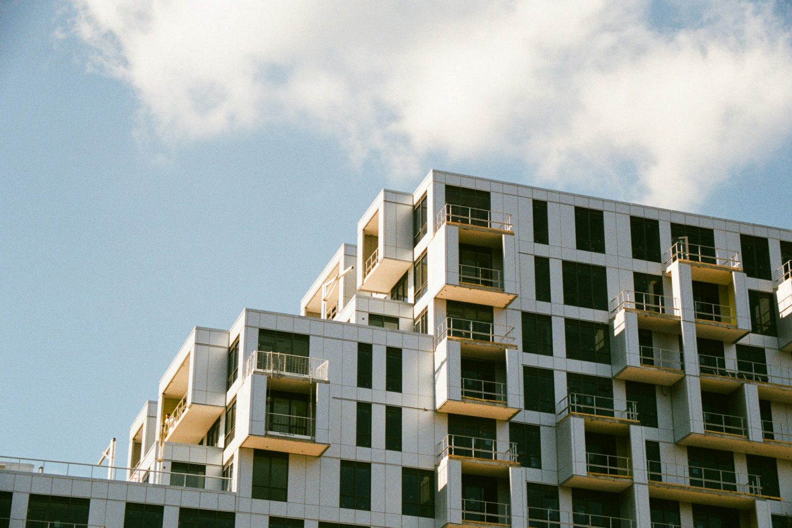 Wynwood two-bedroom with a rooftop pool — exterior