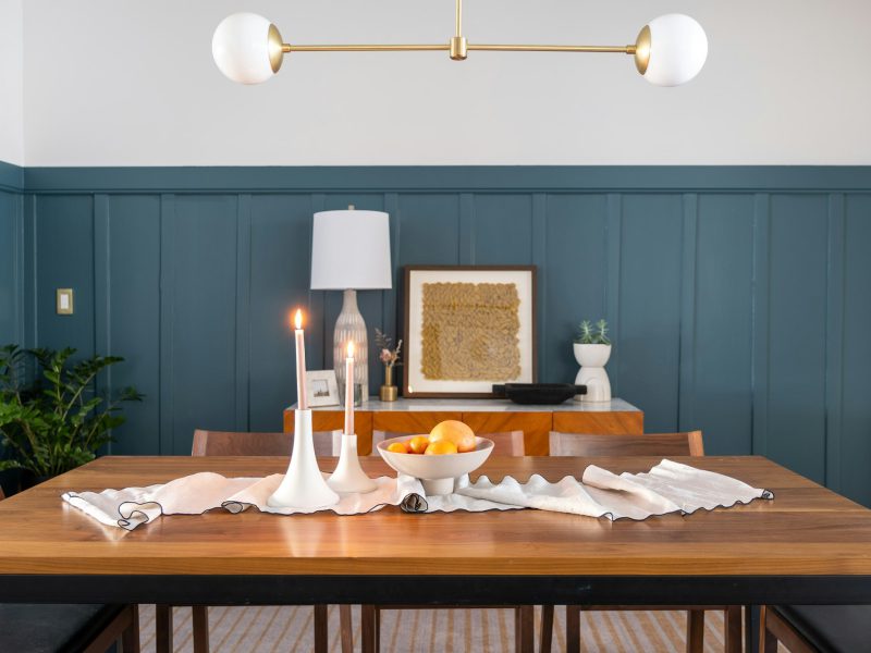 Family home with a pool steps from Miracle Mile — dining area