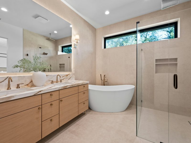 North Bay Road estate with a Biscayne Bay sunset dock — bathroom