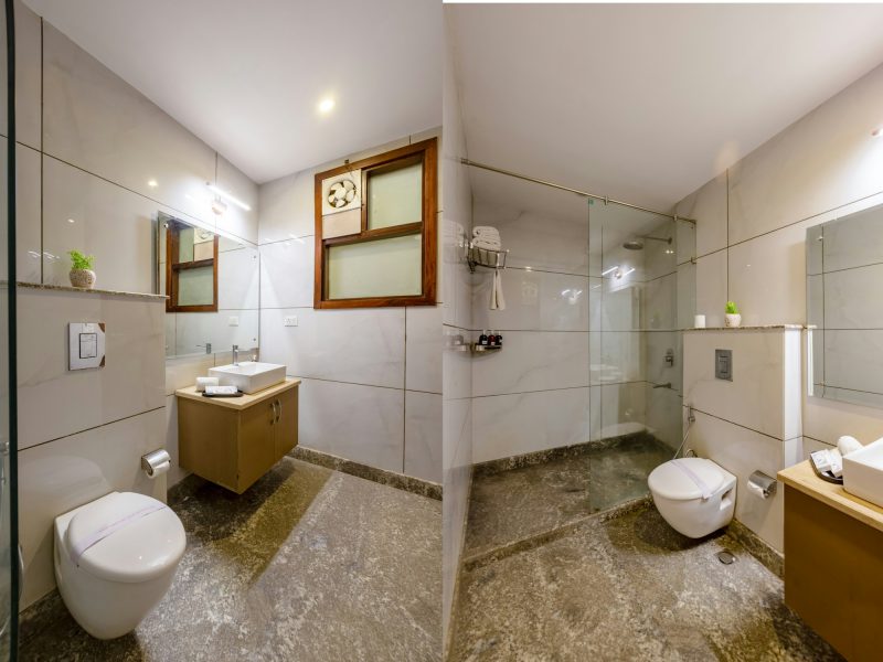 Victoria Park townhouse near Las Olas — bathroom