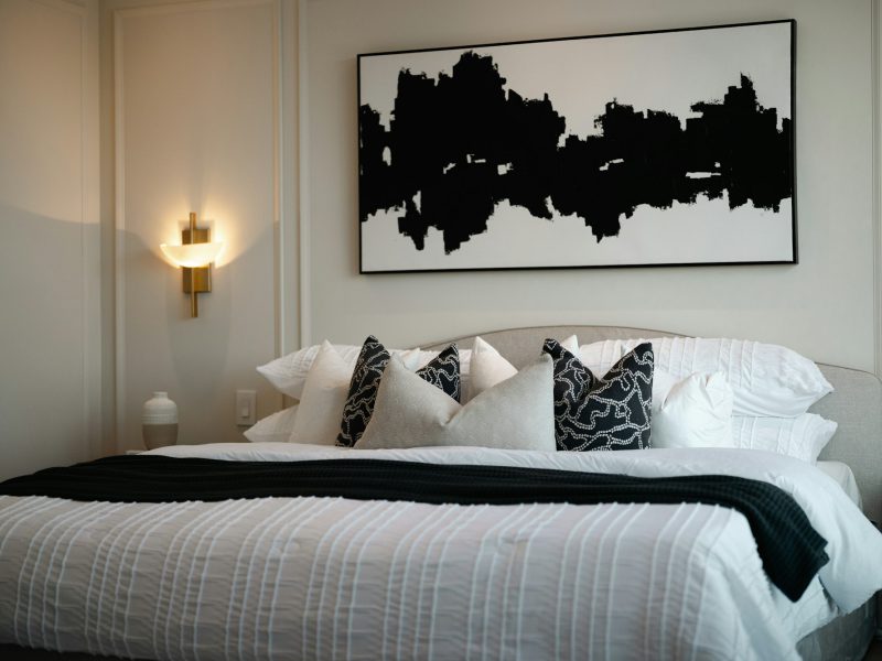 Beachfront two-bedroom on Fort Lauderdale Beach Boulevard — bedroom