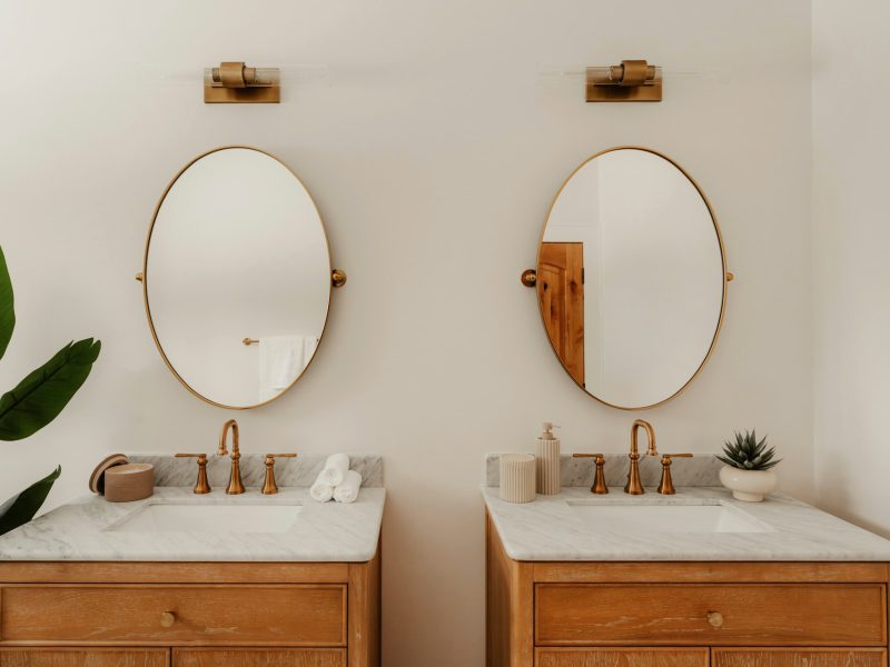 Biscayne Boulevard two-bedroom facing Bayfront Park — bathroom