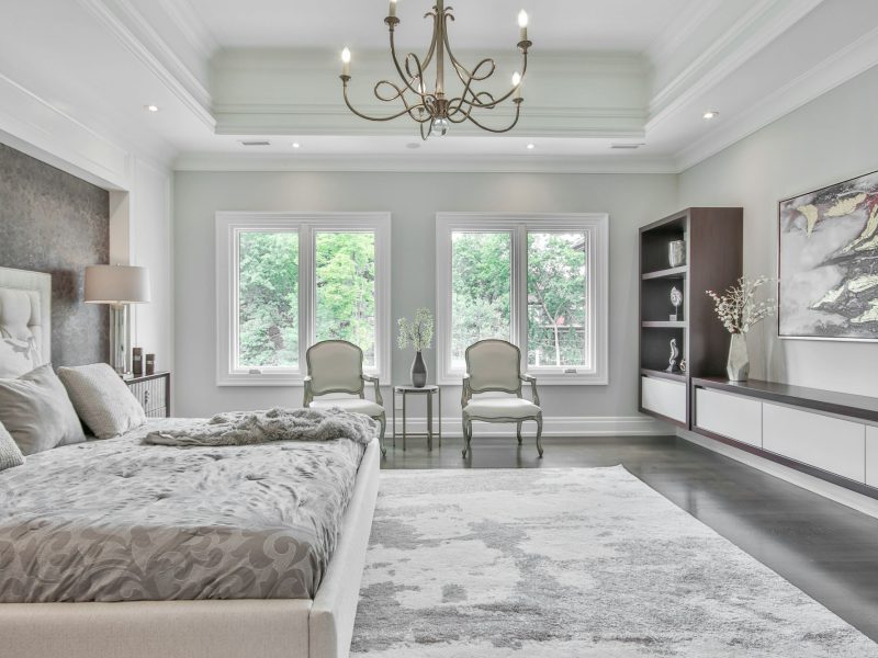 Lush tropical estate off Main Highway — bedroom