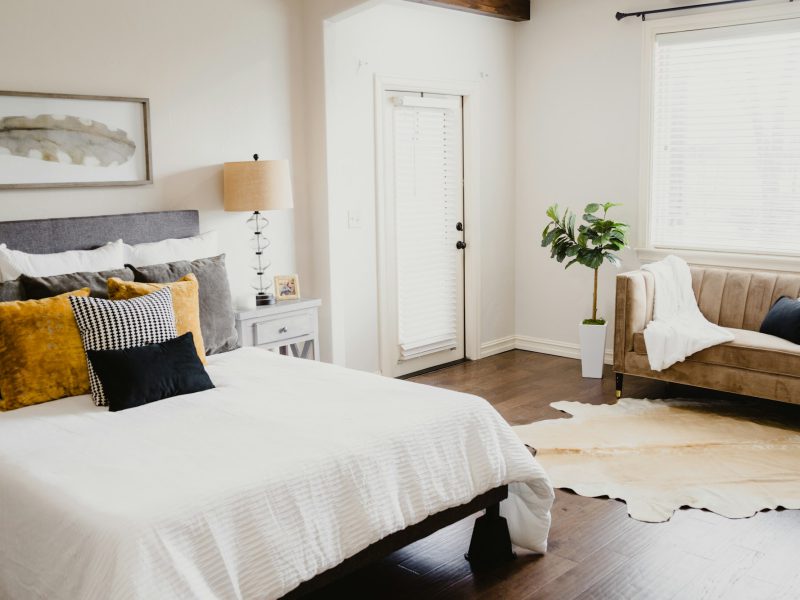 Gallery-district loft a block from the Wynwood Walls — bedroom