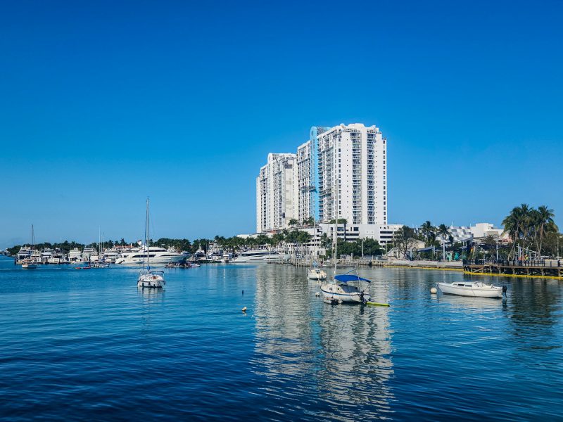 Bayside one-bedroom with marina views — exterior
