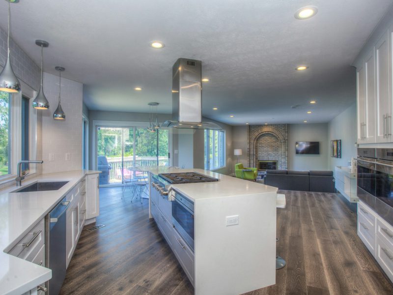 Family home with a pool steps from Miracle Mile — kitchen