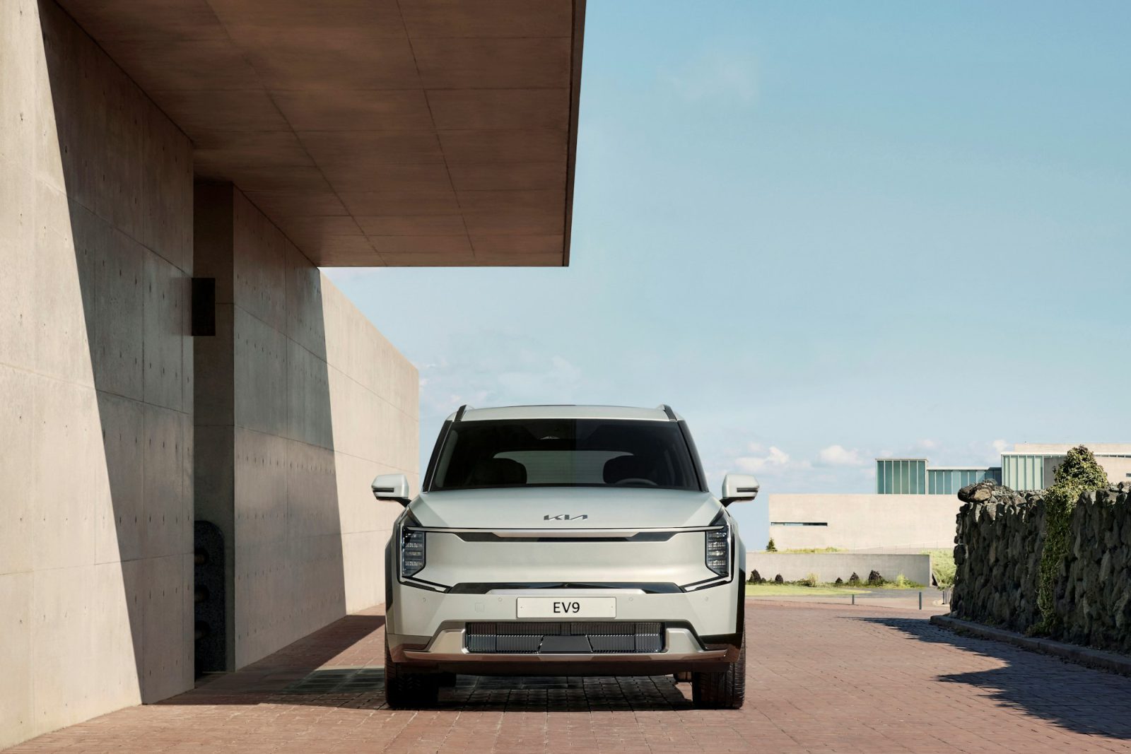 Silver Kia EV9, front view