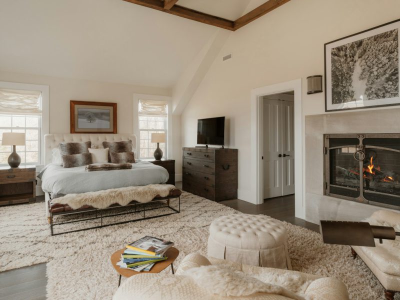 Elegant bedroom