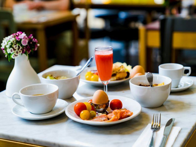 Hotel Pergola Bianca — breakfast table