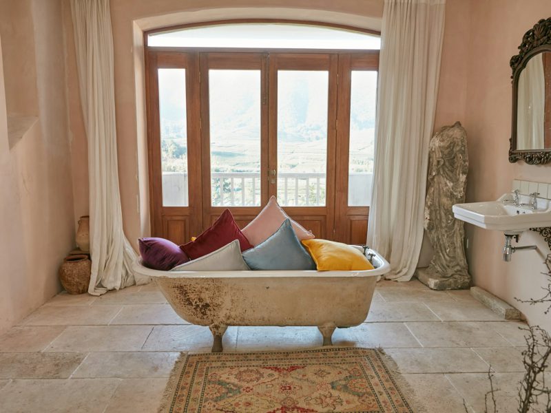 Fonte Aurora Thermal Resort — bathroom