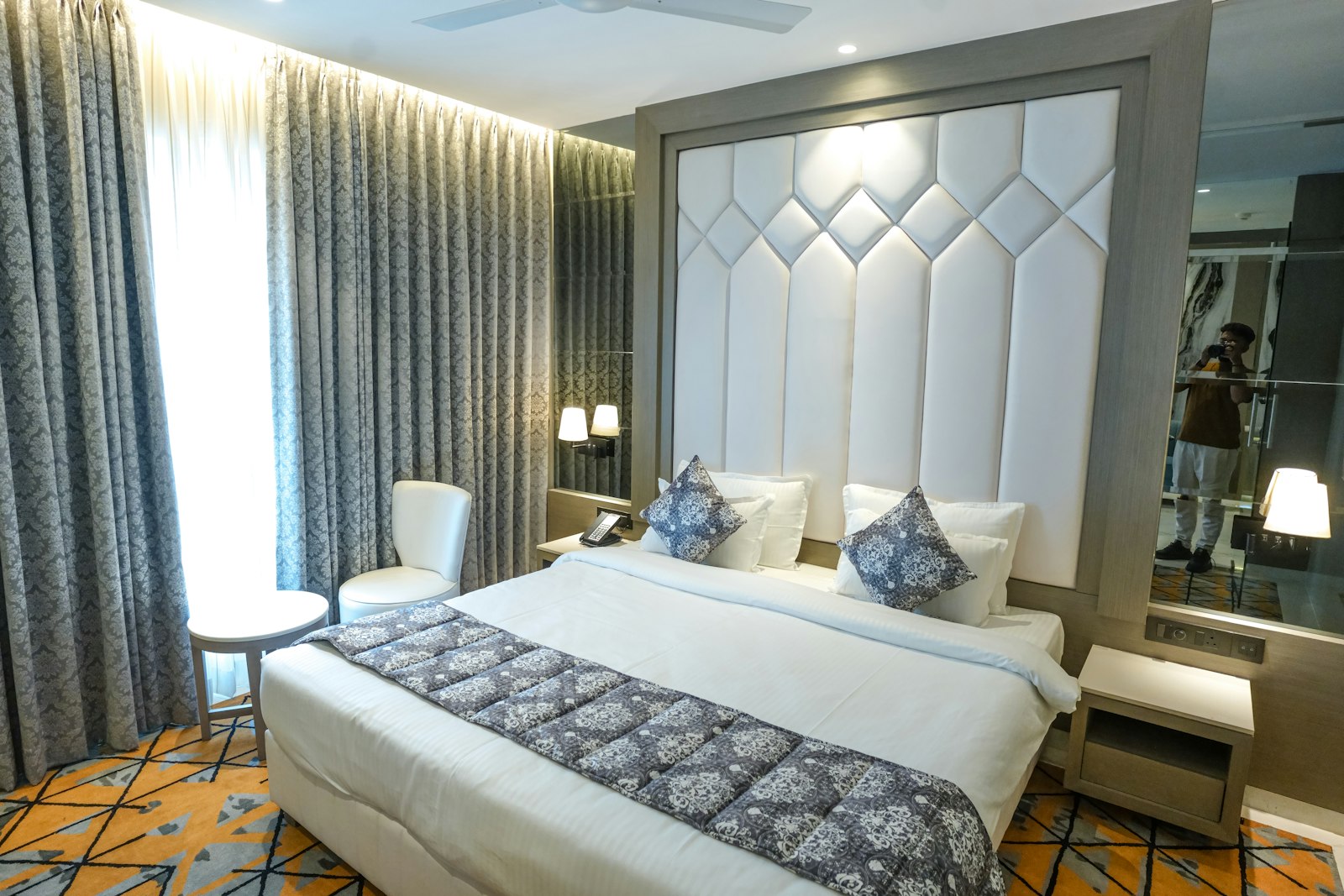 Elegant bedroom