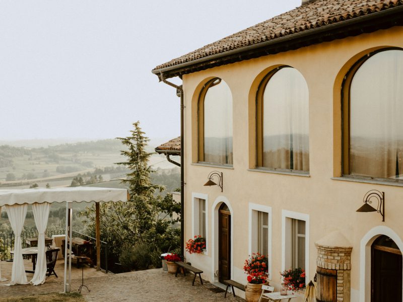 Palazzo Rondinella — exterior