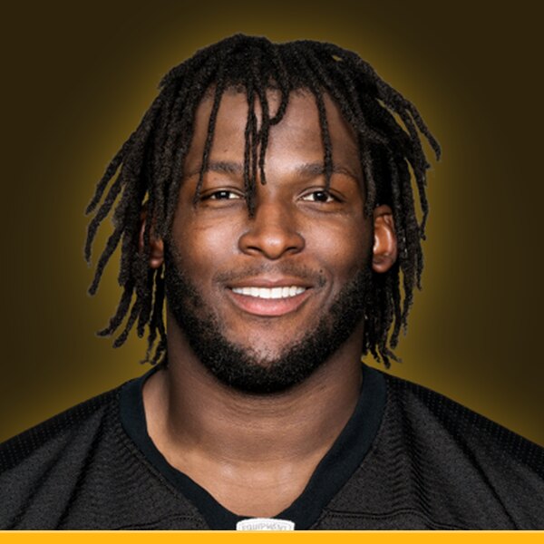 Keeanu Benton
