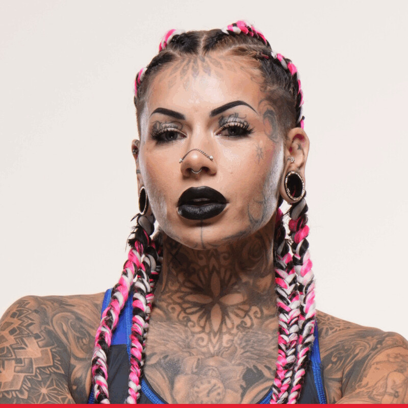 Brookelle Bombshelle