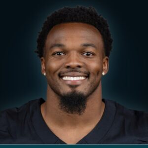 Nakobe Dean